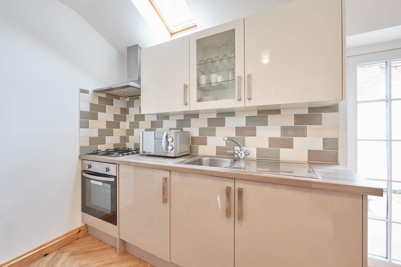 Host & Stay - Little Treasure Whitby Extérieur photo